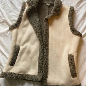 sherpa vest